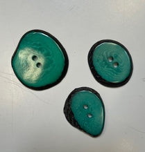 Tagua Slice Button