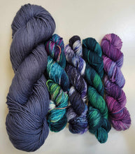 Chevron Stripes Scarf/Sussurro Shawl Kits