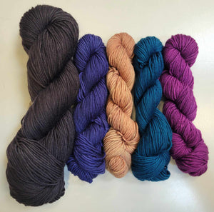 Chevron Stripes Scarf/Sussurro Shawl Kits