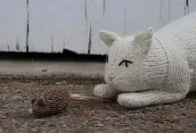 Victorian Housecats to Knit