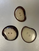Tagua Slice Button