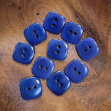 Corozo Square Buttons