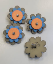 Multi Flower Button