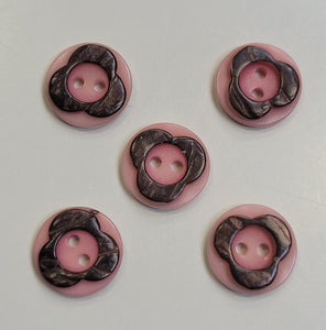 Corozo Clover Button