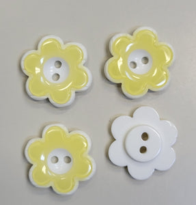 Pastel Daisy Button