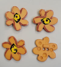 Flat Flower Button w/ Yellow Center & Dark Edging