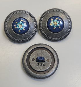 Metal Button w/ Decorative Center