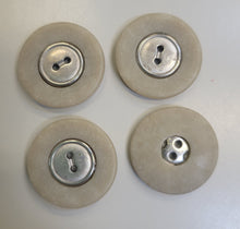 Button w/ Metal Center