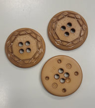 Plastic Circle Etched Button