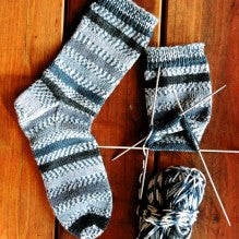 #242 Beginner's Mid-Weight Socks Pattern