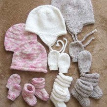 #2910 Baby Hats, Mitts & Booties Pattern