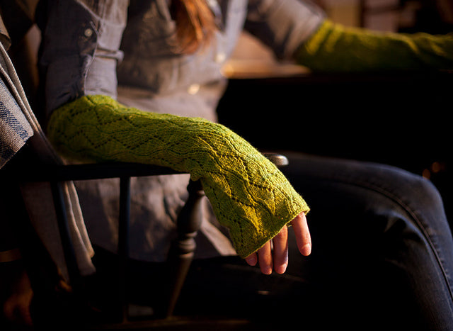 Greensleeves Mitts Pattern