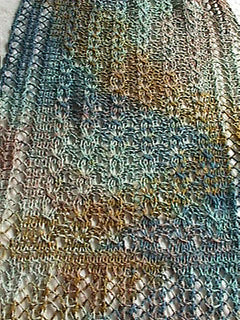 Reversible Lace Cables Scarf Pattern