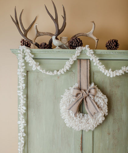 Woolly Wreath & Garland Pattern